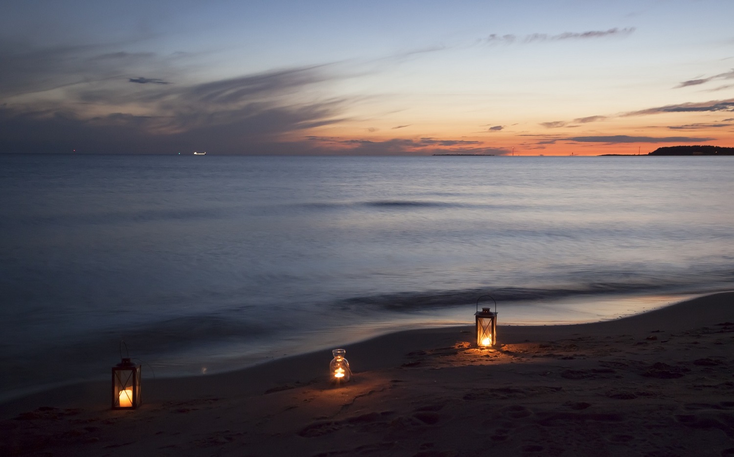 Playa noche velas